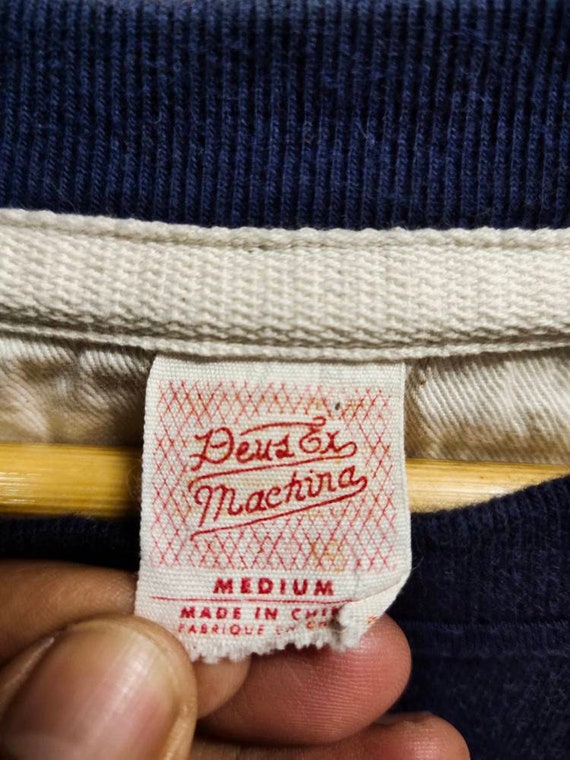 Vintage DEUS Ex MACHINA Small Logo Crewneck Sweatshirt Size M - Etsy