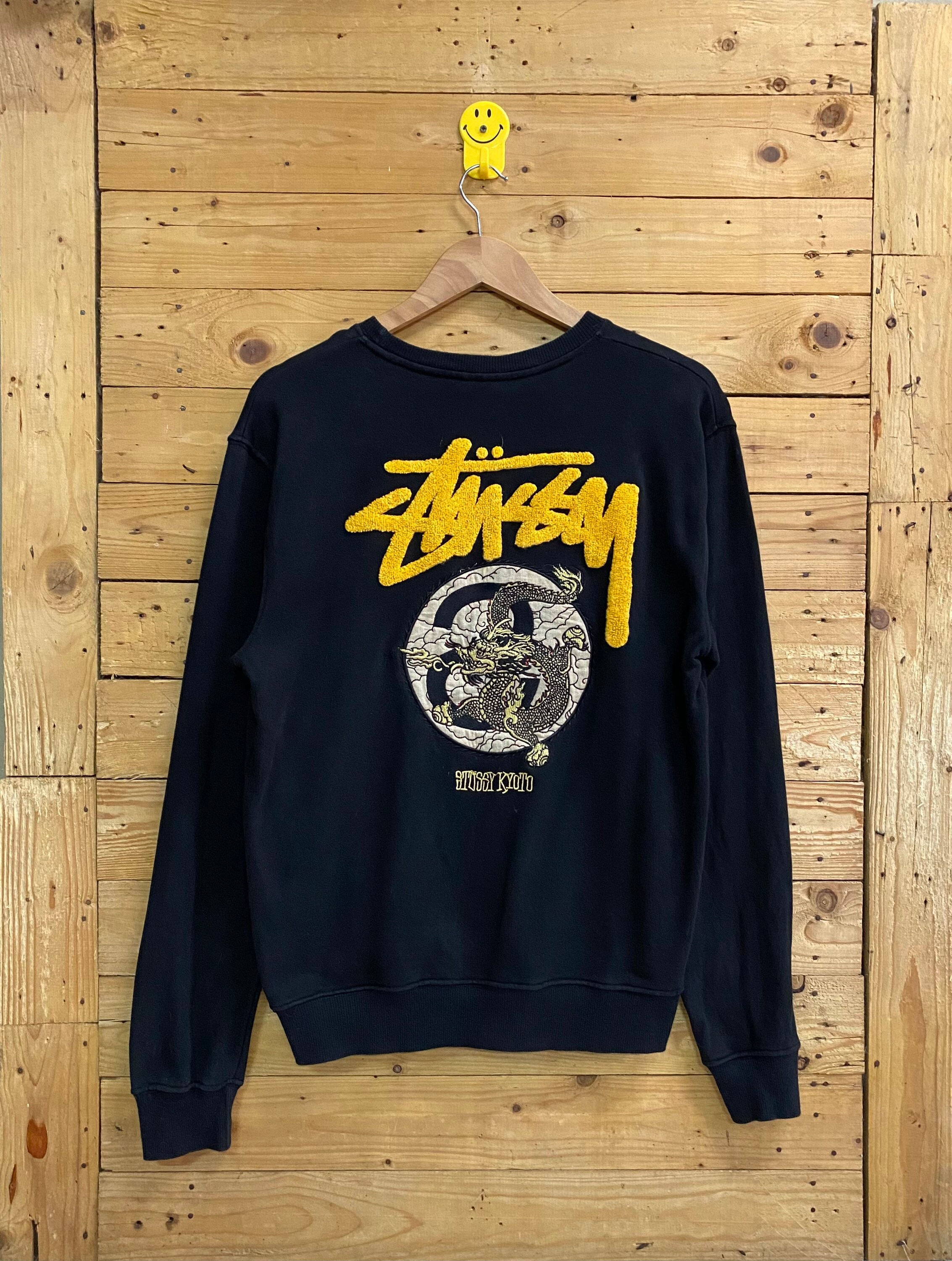 stussy crew neck big logo sweater y2k