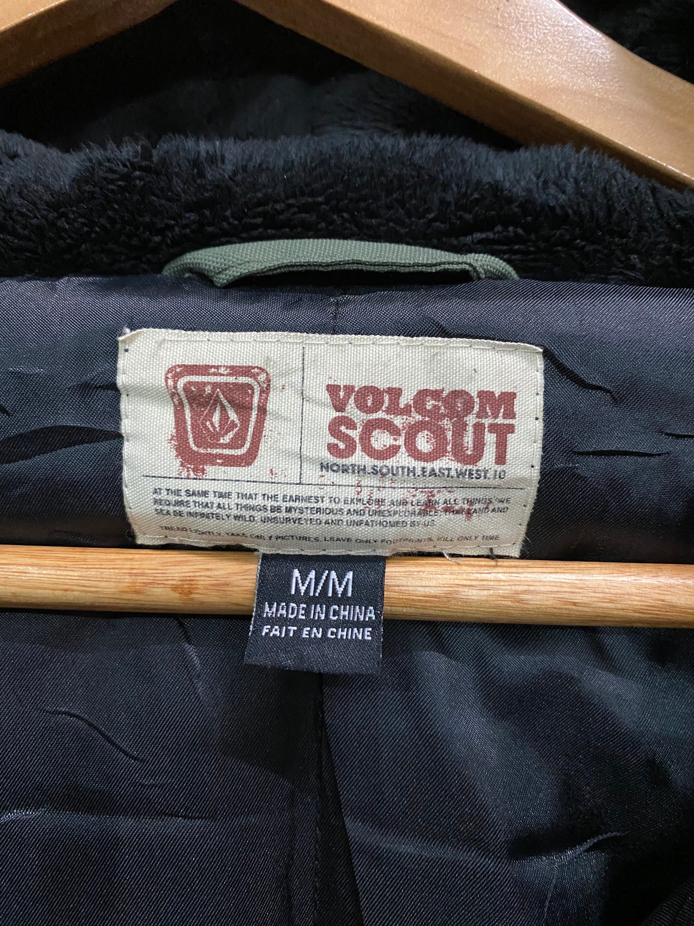 ヴィンテージ VOLCOM SCOUT アーミースタイル ジャケット サイズM 