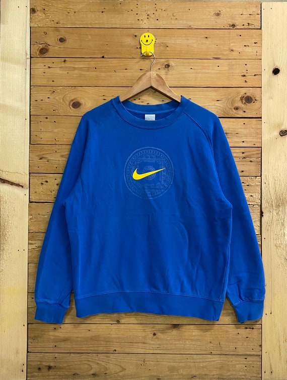 Nike crew hotsell neck swoosh