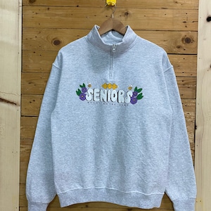Seniors mount NOTRE DAME half zipped sweatshirt size M