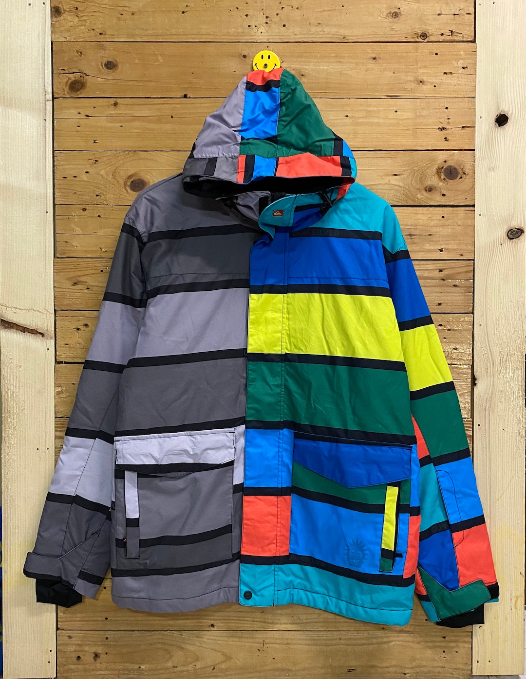Vintage QUIKSILVER Multicolor Colorblock Skiing Jacket Size Vintage QUIKSILVER Multicolor Colorblock Skiing Jacket Size