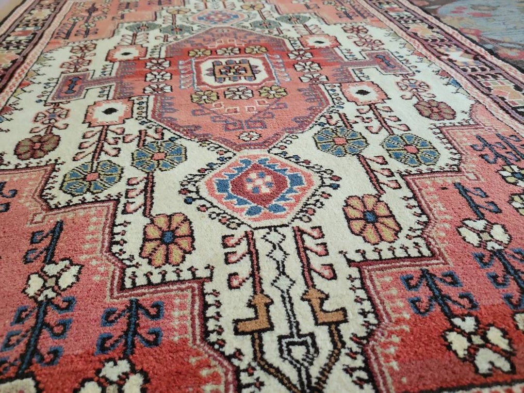 Turkish Area Rug Texture 4 X 5 or 3.8 X 4.11 Vintage Top Quality Veg Dye Fine Turkish Area Rug ...