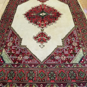 3.2 x 5.2 Vintage Top Quality Azerbaijan Area Rug Decorative Hand Knotted Unique Geometric Design image 2