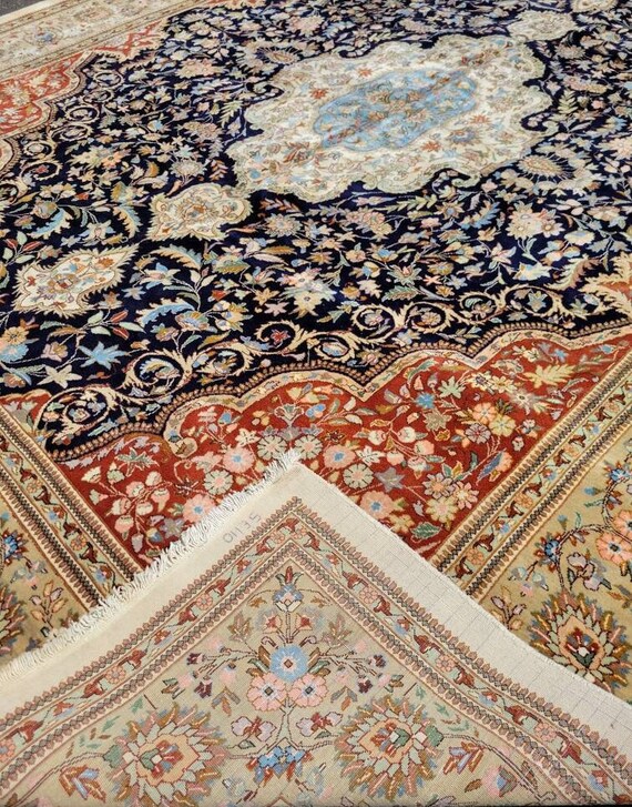 117×201 “ Vegetarian” ViNTAGE RUG 117×201 “ Vegetarian” ViNTAGE RUG 117×201 “ Vegetarian” ViNTAGE