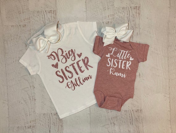 Monamees Big and Little Sister Personalized Matching Outfits, Sisters Shirt Set, Customized Baby Shower Gifts for Girls, Little Sister Announcement