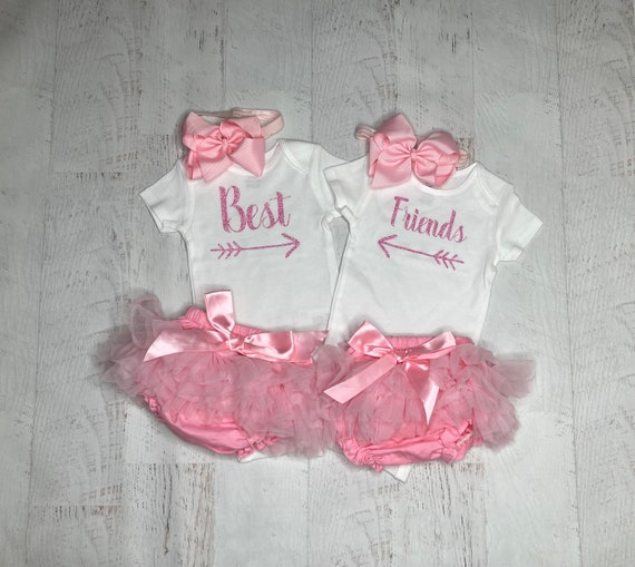 Monamees Big and Little Sister Personalized Matching Outfits, Sisters Shirt Set, Customized Baby Shower Gifts for Girls, Little Sister Announcement