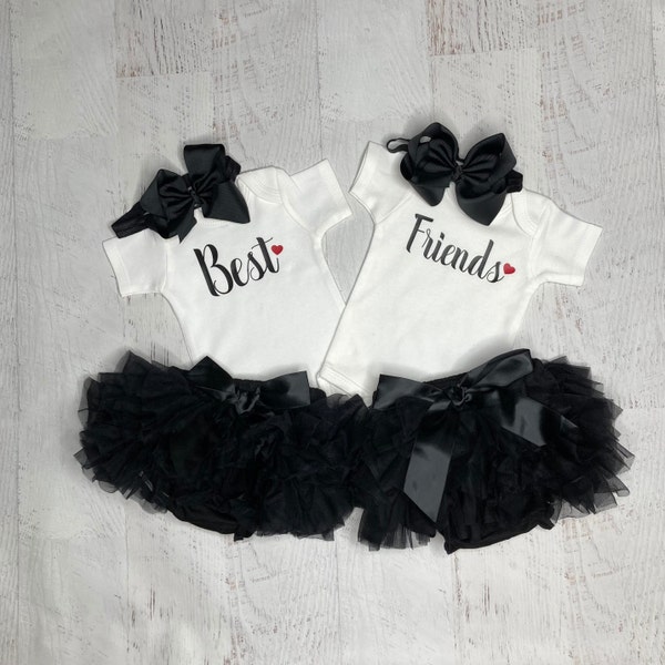 Girl Twins coming home outfits, Baby girl Best Friends matching newborn outfits, Twin baby girls newborn gift set, Twin babies photo outfits