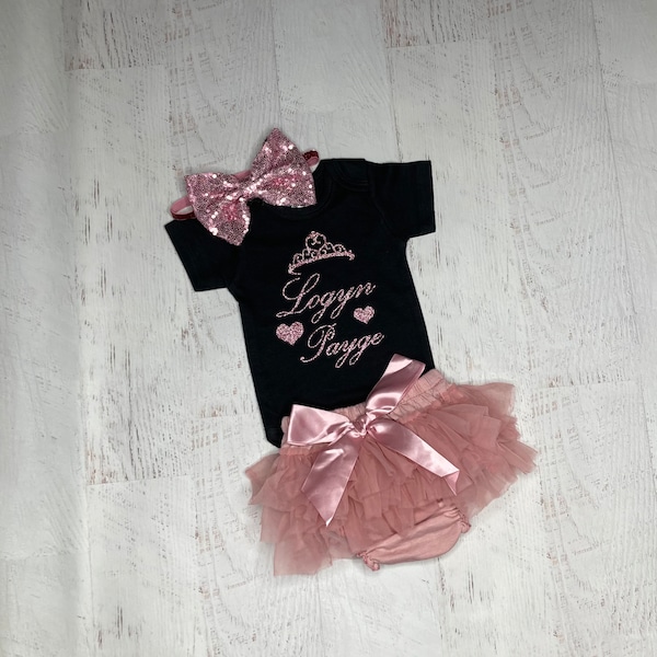 Baby girl name outfit rose gold glitter tutu outfit black shirt hearts crown, Personalized coming home outfit, custom baby gift, Name reveal