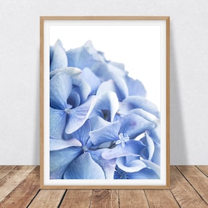 Blue Hydrangea Print, Printable Wall Decor Blue Flower Wall Art, Blue Hydrangea Photo Digital Download, Soft Blue Decor, Flower Photograph