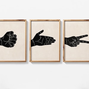 Rock Paper Scissors Set di 3 decorazioni da parete stampabili, Paper Scissors Rock Hand Gesture 3 pezzi Wall Art, Stampe in stile xilografia con segnale manuale