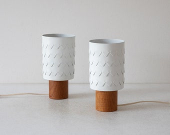 A pair (2) of Hans-Agne Jakobsson table lamps made of teak and metal, Sweden, 1960s