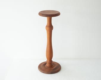 grosse gedrechselte Pflanzensäule aus massivem Teakholz, Dänemark 1960er Jahre