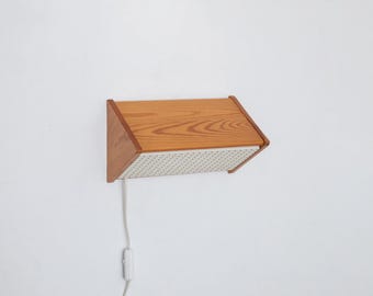 Wall lamp made of pine wood, Sweden, 1970s