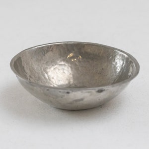 Bowl by Harald Buchrucker made of hammered tin, Germany 1930s