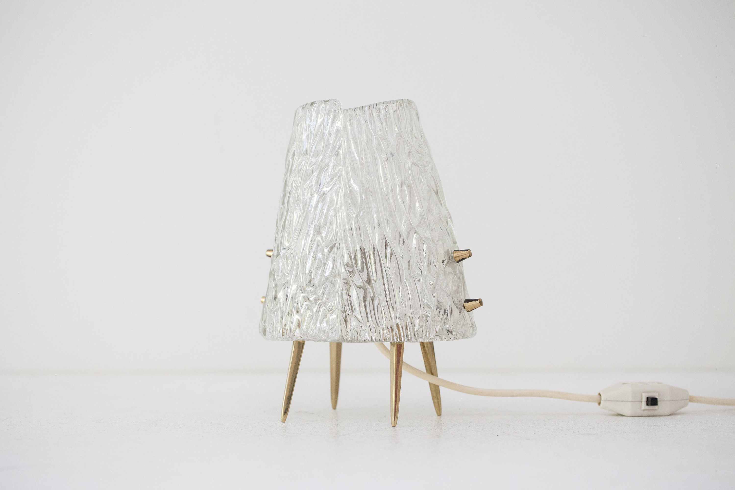 1/2 J.T. Kalmar table lamp made of dispersion glass and brass, Austria 1960s