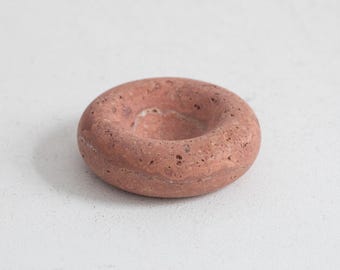 Up & Up 'Conchetta' bowl made of Rosso Persia travertine, Italy 1970s