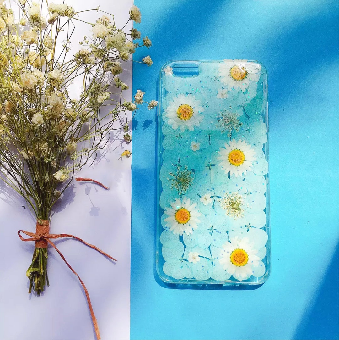 Handmade Pressed Flowers Phone Case for Hydrangea and Daisy Flowers