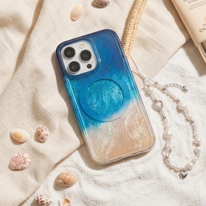 Capa MagSafe para iPhone com Ondas do Oceano Brilhantes e Corrente – Capa Costeira Azul Iridescente
