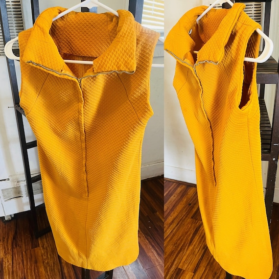 vintage 1970s mustard yellow - Gem