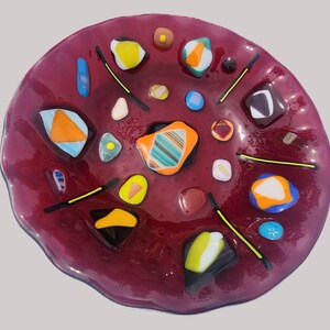 Ciotola rosso rubino, centrotavola, fruttiera, ciotola artistica per snack, portapiante, portacandele, vetro fuso