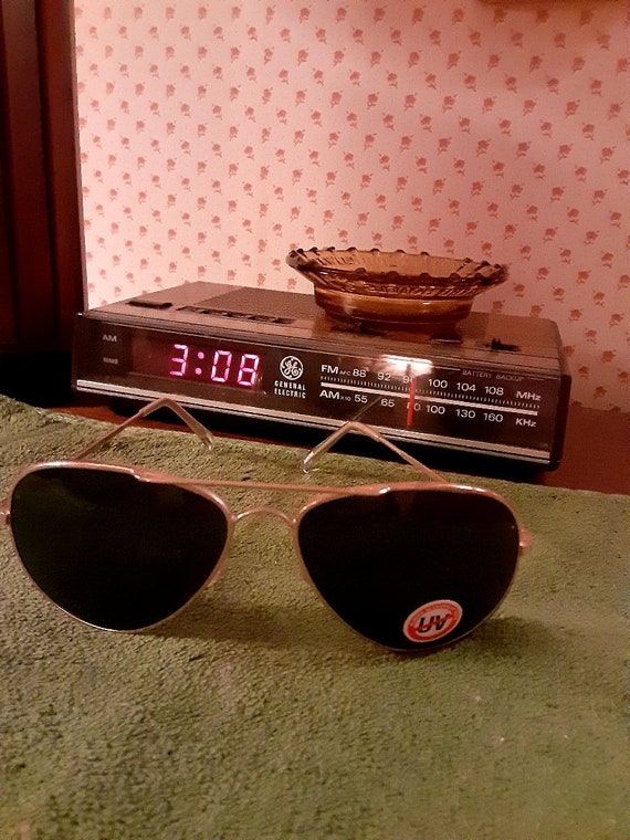 vintage Sunglasses - image 4