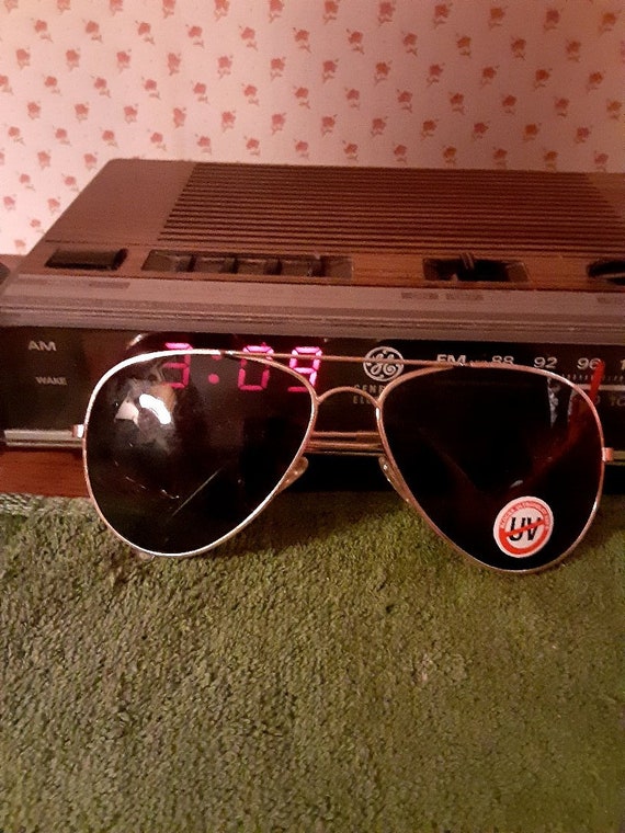 vintage Sunglasses - image 2