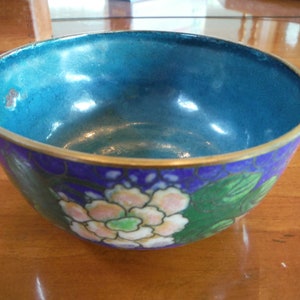 Vintage Chinese Cloisonné Bowl - 4 1/4 Inches Diameter - Excellent