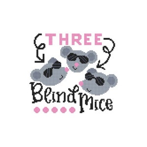 Puede incluir: Tres ratones ciegos con gafas de sol, pelaje gris y narices rosas. El texto "Three Blind Mice" está escrito en negro con acentos rosas.