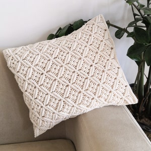 Macramé pillow cover, handmade Boho cushion cover 100% cotton wedding pillow cover boho home decor, size 16x16&quot;