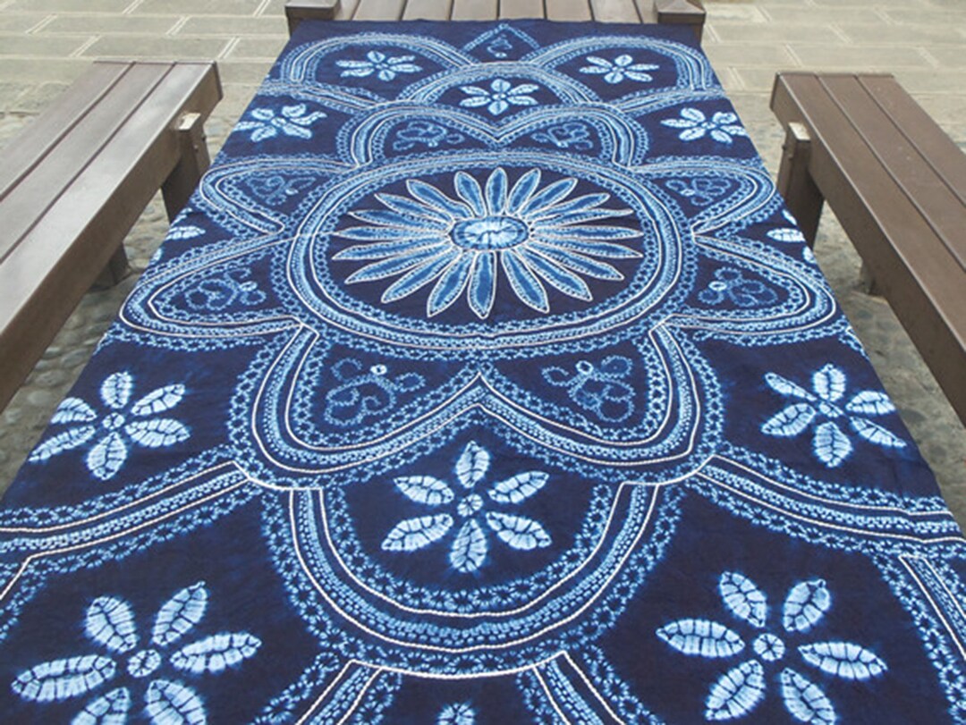 Vintage Table Runner With Batik Bandhnu Fabric Classical Etsy