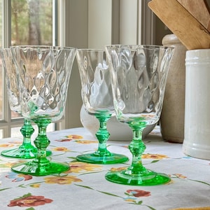 Antique Green Wafer Stem Depression Wine Water Goblets Diamond Optic Set Of 4 Vaseline Uranium Stemware