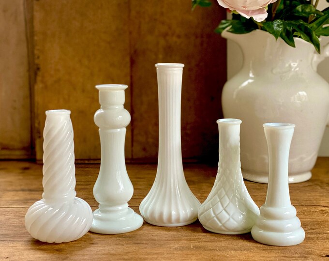 Milk Glass Bud Vase Assortment Set of 5 Mismatched Bud Vases White Farmhouse Wedding Centerpiece
