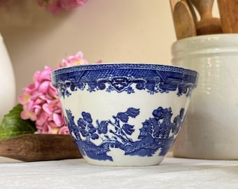 Vintage Blue Willow Pudding Bowl Made In Staffordshire England Blue & White Farmhouse Kitchen