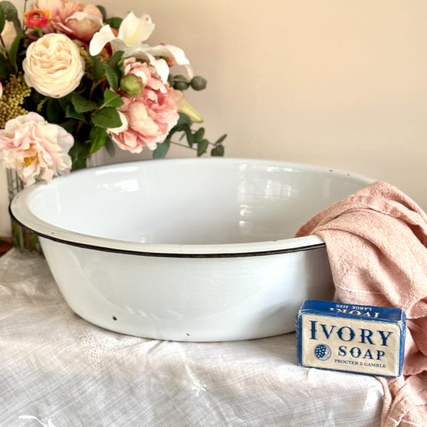 Large White Porcelain Enamelware Oval Wash Tub Basin 20" Bowl Heavy Old Country Farmhouse Kitchen Laundry Black Trim