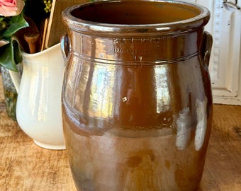 Recipiente de cerámica de gres antiguo E & LP Norton Bennington Vt., grande, del siglo XIX, con asas laterales, de 1 1/2" y acabado Albany Slip marrón