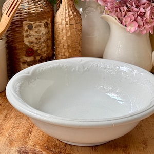 Antique J Wedgwood White Ironstone Wash Bowl Basin SHARON ARCH Pottery Staffordshire England