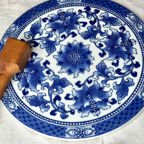 Vintage Extra Large Round Ceramic Tile Trivet Blue & White Lotus Flower Blossoms