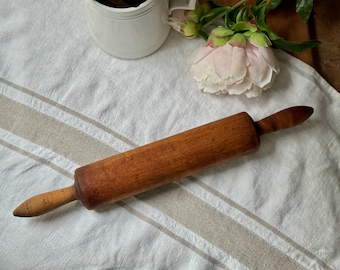 Antique Wood Rolling Pin Solid One Piece Cooks Tool Primitive Farmhouse Kitchen Cooking