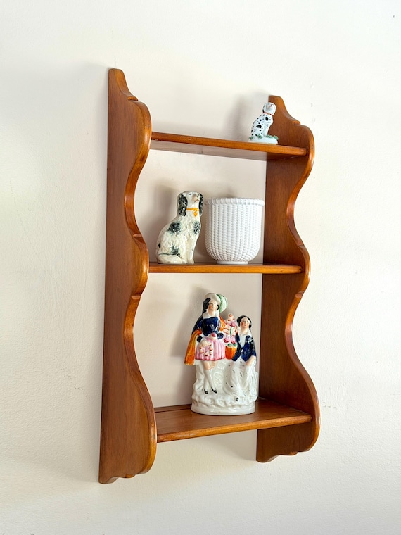 木製ラック・ウッドラック Vintage wooden shelf Vintage Hard Rock Maple Wood Wall Shelf Cushman Colonial Vermont