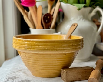 Antique Large Yellowware Stoneware Mixing Dough Bowl Beehive Ribs Yellow Ware Farmhouse Kitchen