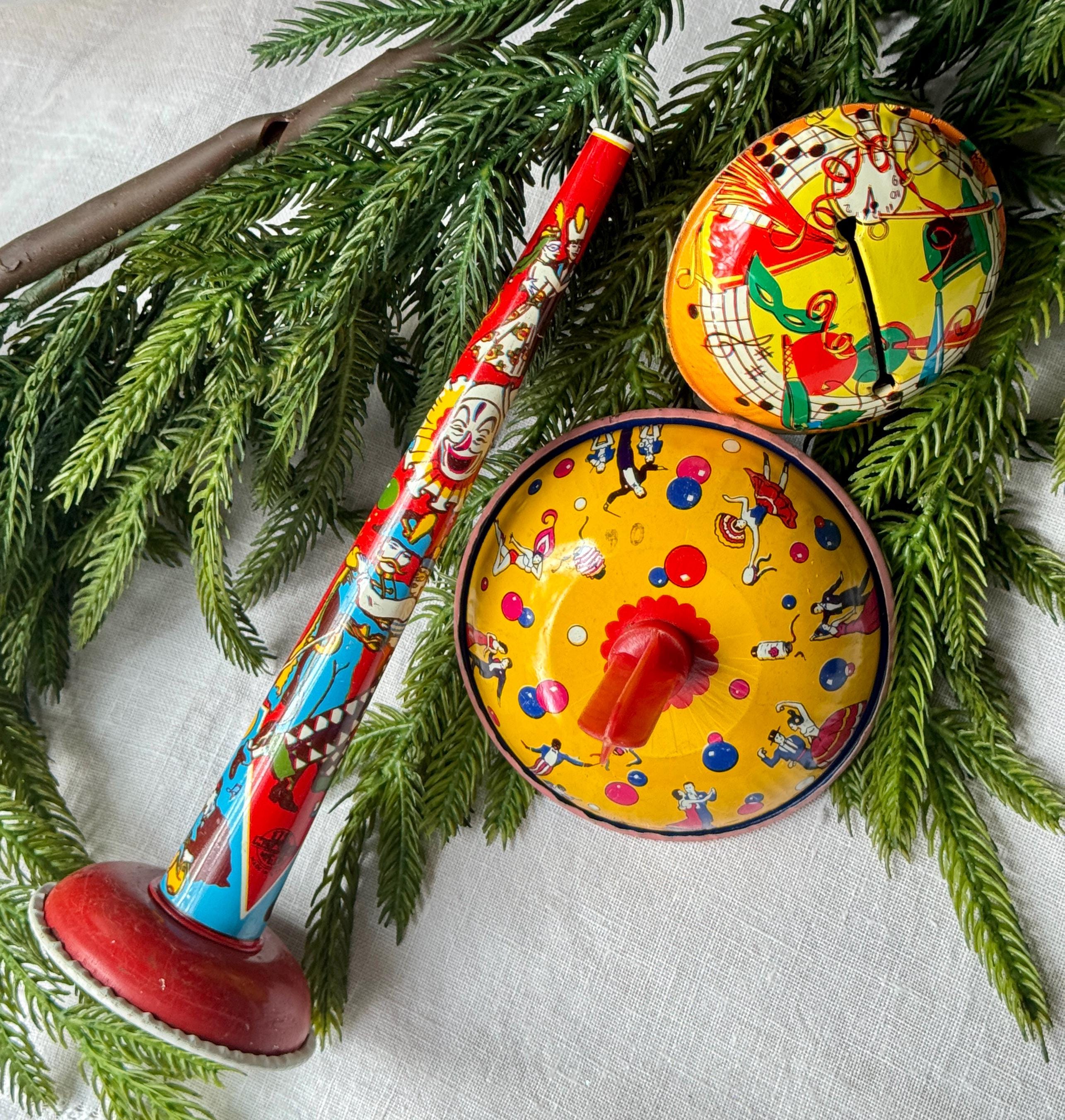 Vintage Blechdose Happy Silvester Silvester Krachmacher Party Hörner & Klatscher Shaker Metall und Holz 3-teiliges Set