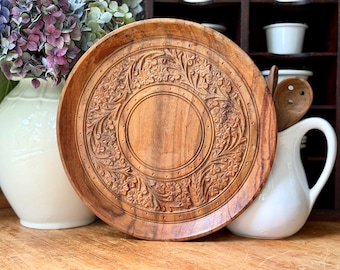 Vintage Round Carved Daisy Flowers Wood Display Plate Decor Platter