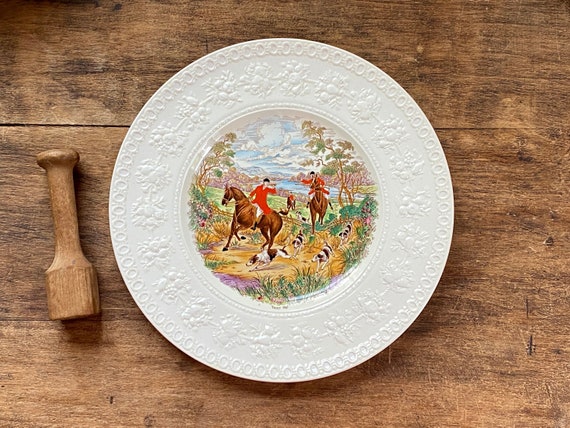 ウエッジウッドアンティークエンボスド プレート&深皿セット 【公式通販】