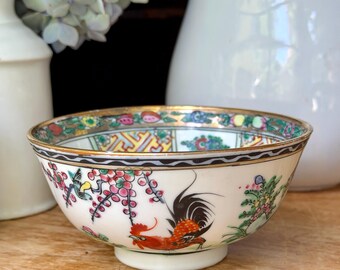 Vintage Porcelain Hand Painted Famille Verte Roosters Bok Choy Rice Bowl Fruits Birds Flowers