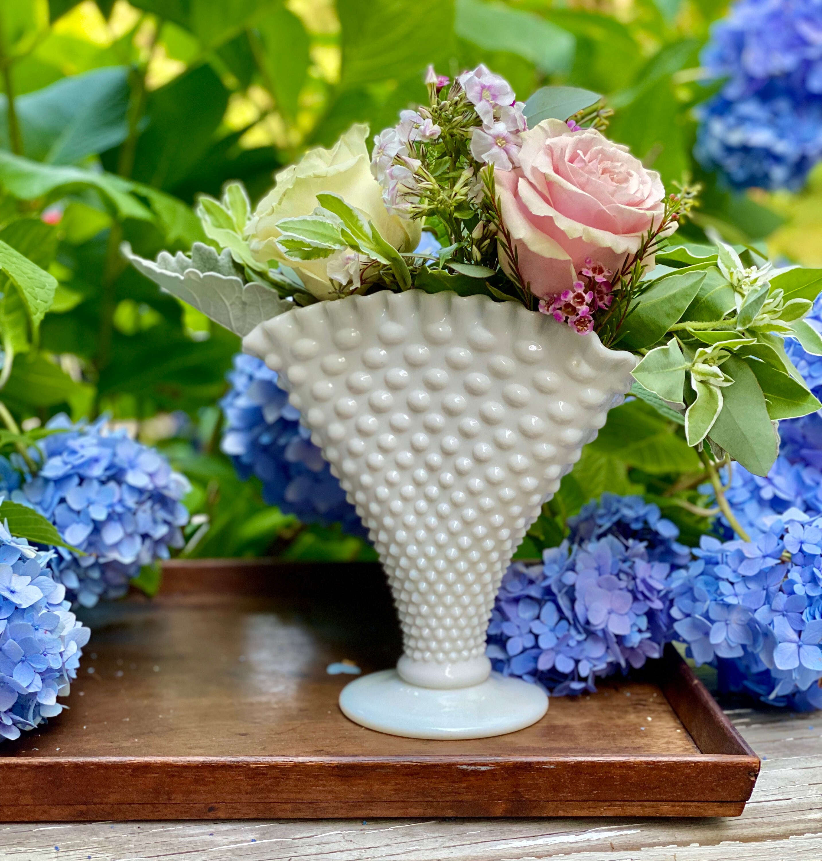 フェントン ラッフルエッジ ホブネイル 花瓶 フラワーベース 美