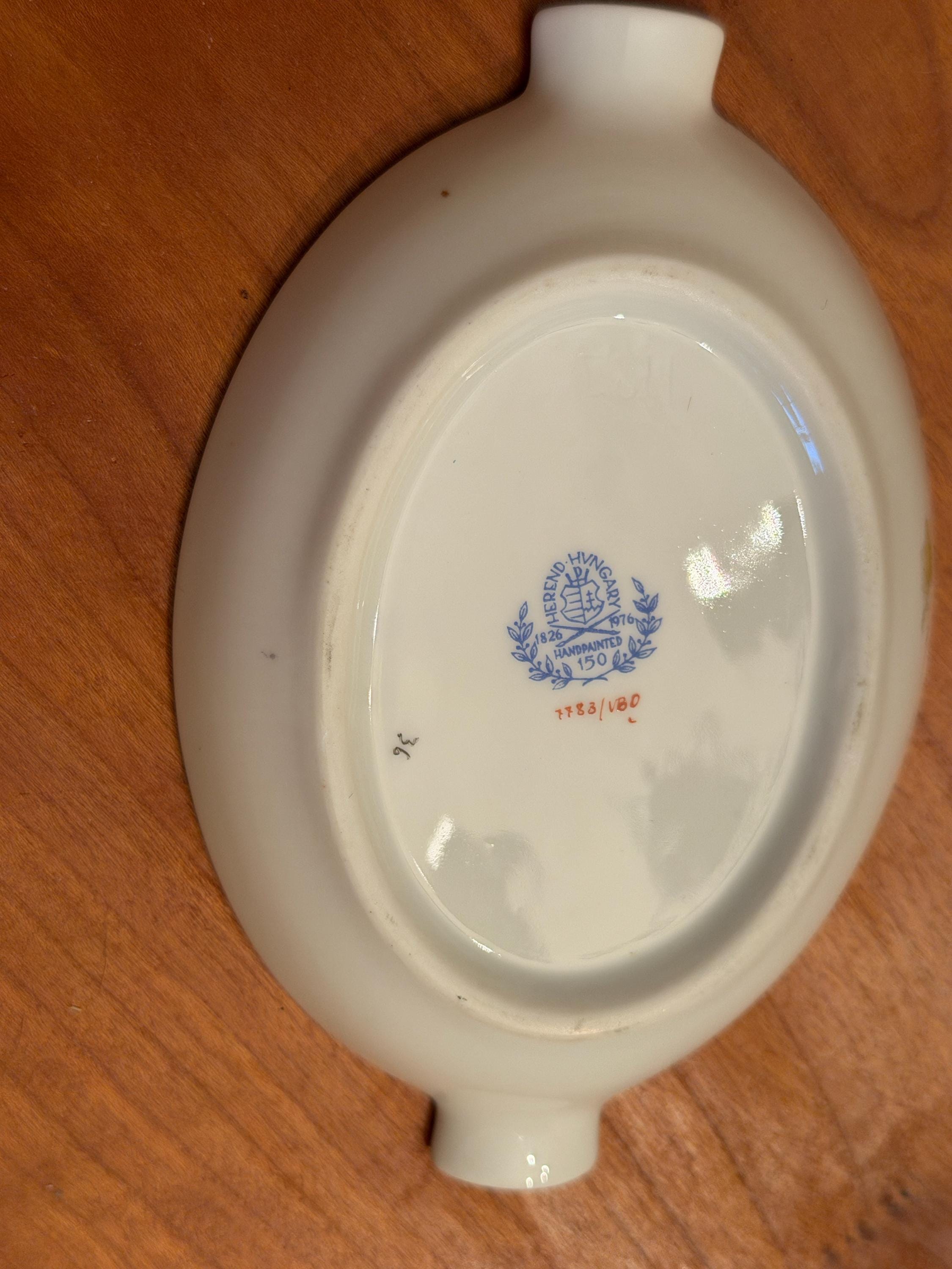 ヘレンド　アシュトレイ Vintage Herend Queen Victoria Large Ashtray Hand Painted Butterfly