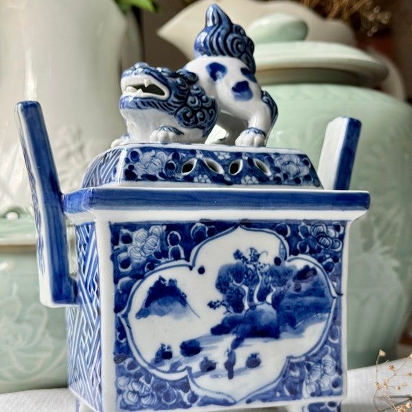 Vintage Blue & White FOO DOG Incense Burner Covered Dish LJ Japan