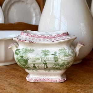 Jarra antigua del siglo XIX CANOVA T. Mayer Castle River Landscape Red Green Ironstone Transferware Made In England SIN TAPA