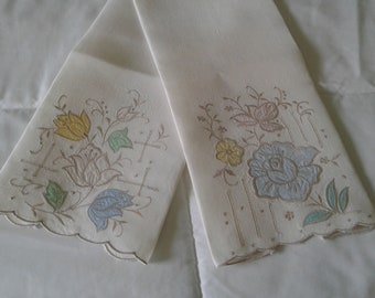 Hand Towels, Vintage Appliqued, Towels, Appliqued Towels, Decorative Towels, Handmade Towels, Guest Towels